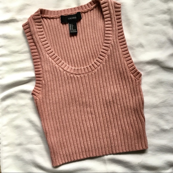Forever 21 Tops - Forever 21 Light Pink Sweater Crop Top